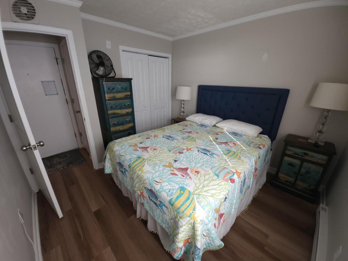 Villa Steps To The Ocean! 152 North Topsail Beach Exterior foto